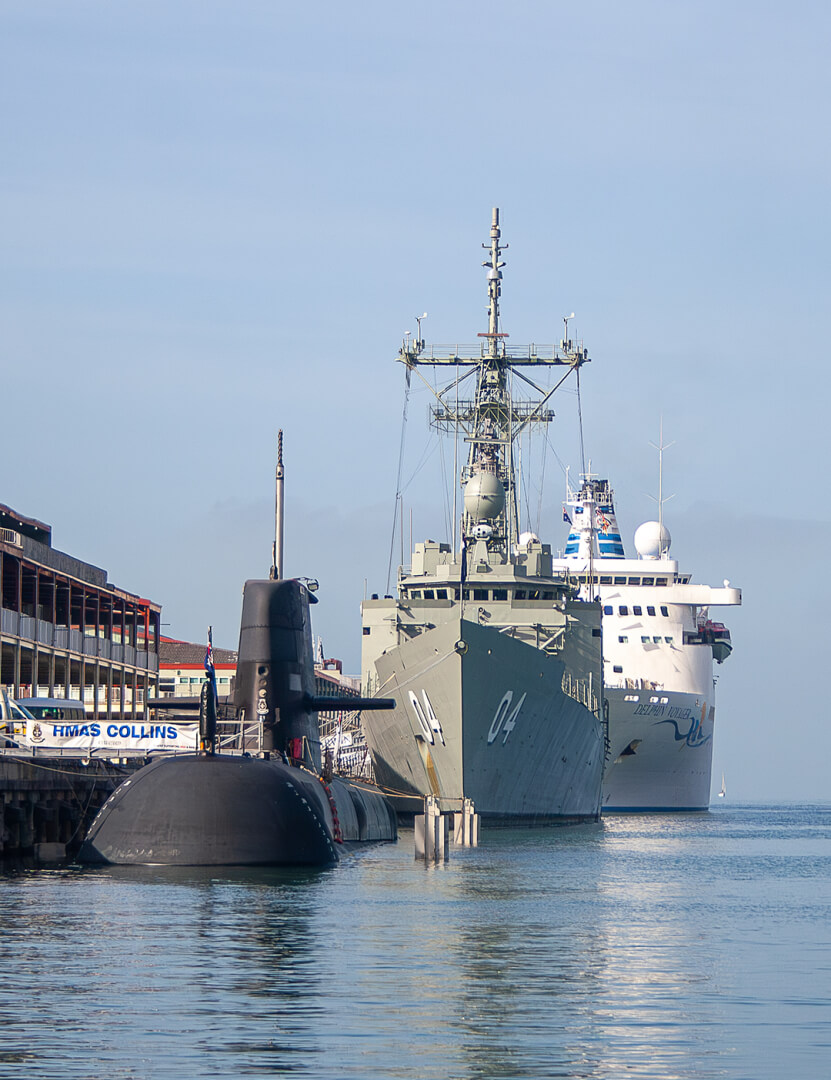 Merit For Print 3 Ladies By Wendy Buick