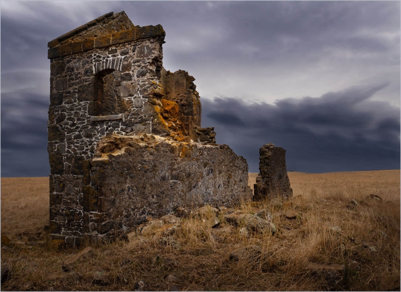 Merit For Strahan Ruins By Clive Hammond