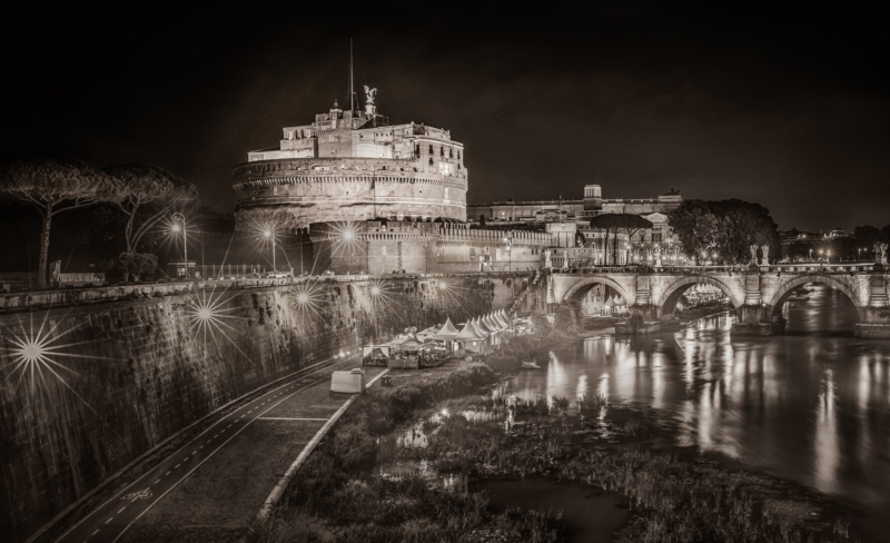 Honour For Castel SantAngelo By Geoffrey Hui