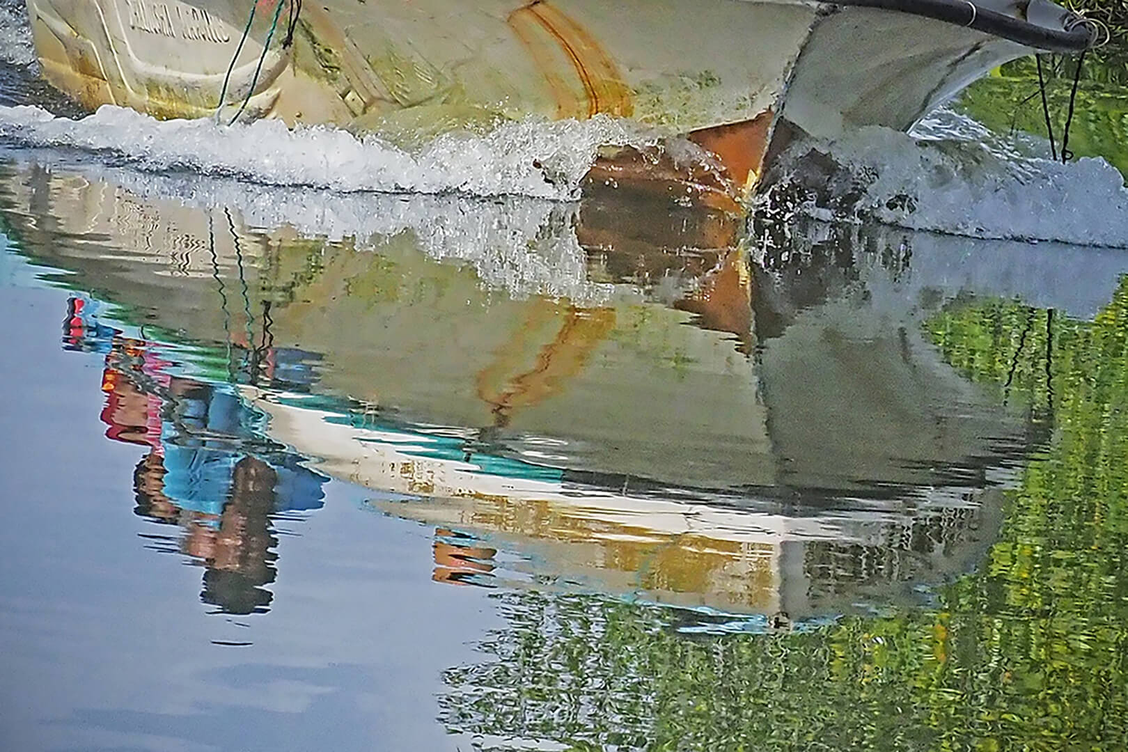 Merit For Print Cruising Up The River By Joyce Metassa